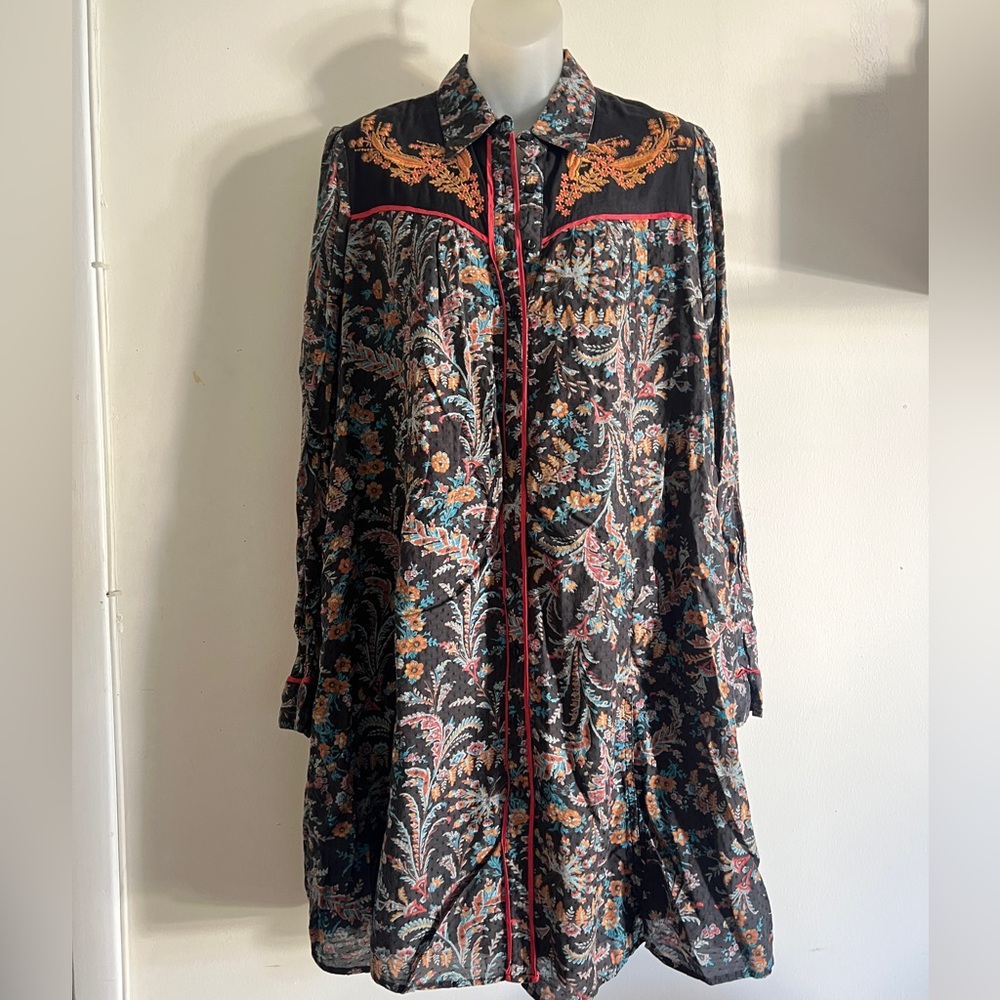 HOLDING HORSES Black and Orange Floral Long Sleeve Dress